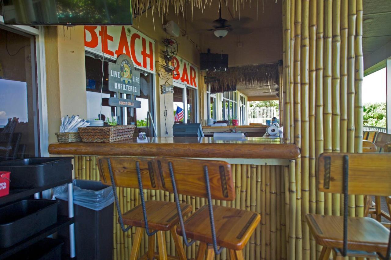 Beachfront At The Apollo Where The Famous Sunsets Never Get Old! Marco Island Exterior photo