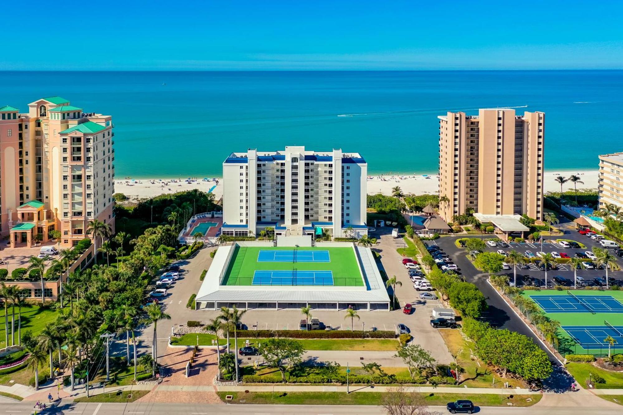 Beachfront At The Apollo Where The Famous Sunsets Never Get Old! Villa Marco Island Exterior photo